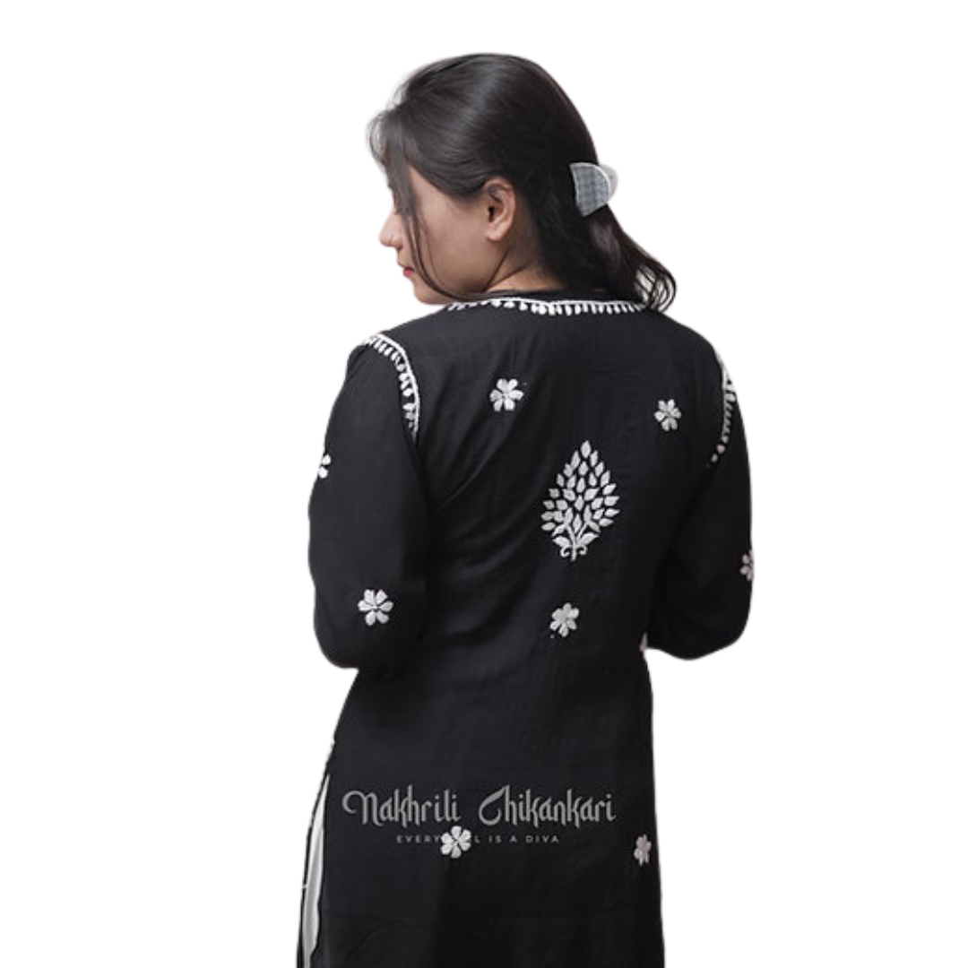 Mahnur Chikan Kurti By Nakhrili Chikankari