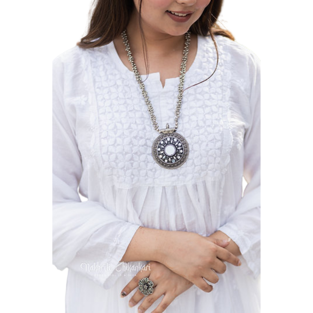 Zahra chikan kurti By Nakhrili chikankari