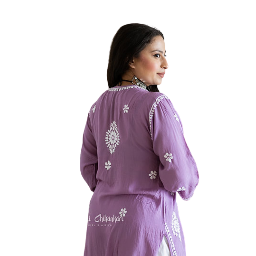 Zaram chikan kurti By Nakhrili chikankari