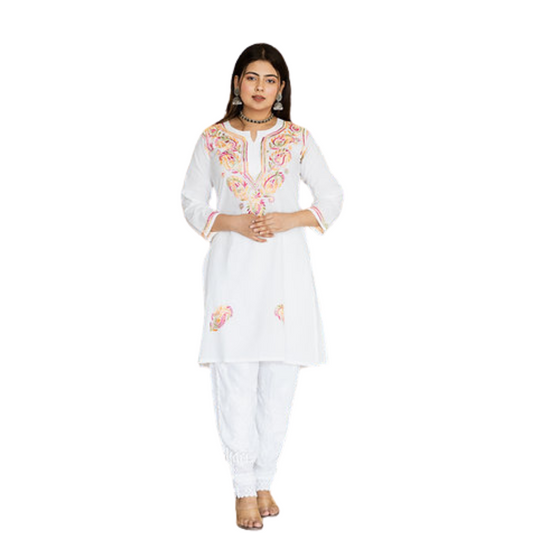 Mahreen Chikan Kurti By Nakhrili Chikankari